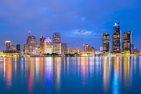 美国密歇根的底特律天线反射建筑物全景日落商业办公室汽车城市旅游天际图片