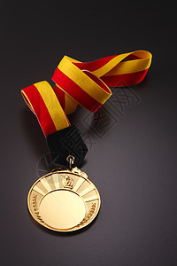 勋章奖牌影棚灰色成功讲台教育丝带竞赛对象条纹黄色背景图片