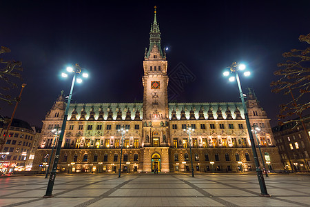 汉堡夜间的市政厅高清图片