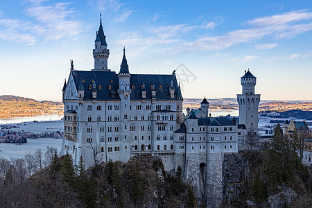 冬季清晨著名的纽施旺斯坦城堡的景色历史地标全景国王观光场景建筑学仙境吸引力风景图片