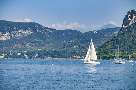 从巴多利诺到意大利的加尔达湖 10图片