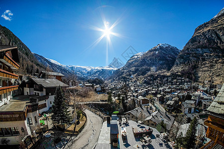 美丽的老村庄风景 马特霍恩山峰背景天空首脑全景冰川假期滑雪顶峰旅游晴天游客图片