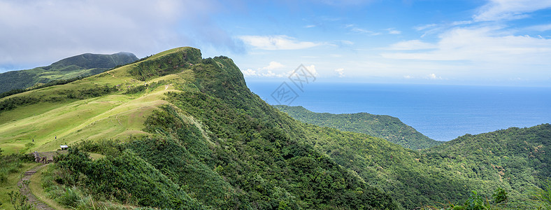 美丽的草原 川川谷 高林山的草原旅行地平线闲暇爬坡场地广告公吨种植园顶峰踪迹图片