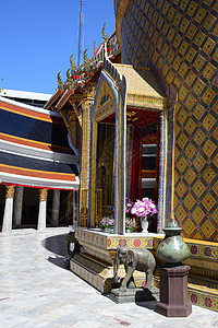 美丽的泰国寺庙金子神社艺术旅游游客建筑学旅行历史棘轮地标图片