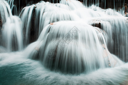 琅勃拉邦 Loas 的瀑布图片