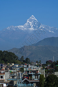 尼泊尔山峰萨兰科特市图片