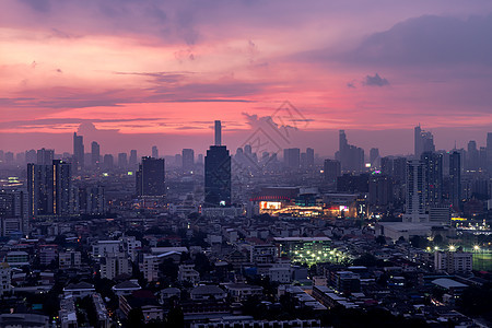 曼谷市中心市区风景 晚上有摩天大楼天空建筑物建筑学旅行建筑戏剧性首都社区办公室城市图片