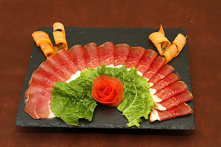 表格宏中的餐饮配餐替代品植物宏观猪肉肉类胡椒小吃摄影饮食红色图片