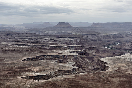 犹他州Canyon陆地国家公园绿河透视侵蚀石头雕刻远足岩石远景热点峡谷灌木基岩图片