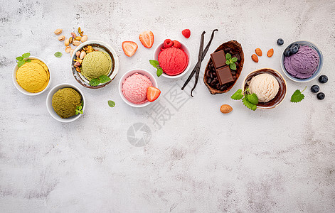 碗蓝莓 绿茶 可可等各种冰淇淋口味覆盆子食物情调甜点巧克力奶油可可椰子水果味道图片