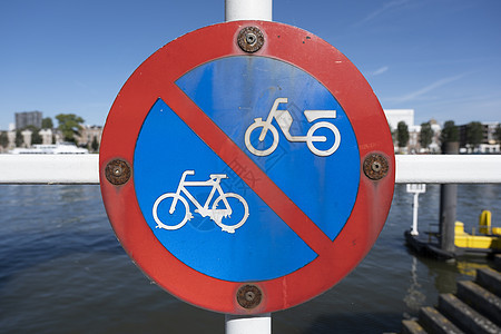 鹿特丹禁止停车和自行车图片