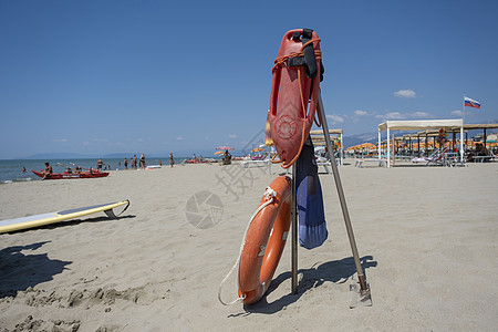 意大利某处沙沙滩上的生命保护者图片
