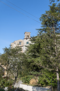 泰尔尼省米兰达市小巷 广场和建筑物的建筑结构图案蓝色旅游大厦胡同游客教会纪念碑观光建筑学村庄图片