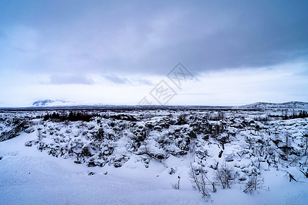 在宁维尔纳的冰雪和冰雪中 观测到多云的冰原零度车道国家农村历史季节峡谷场地晴天生态图片