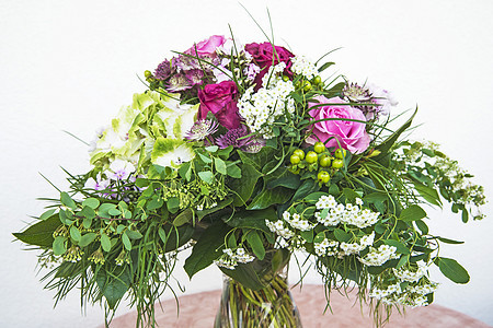 花丛花束植物繁荣灯泡玫瑰花朵礼物念日团体新娘紫色图片