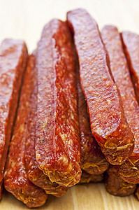 黑森林烟熏香肠食物框架早餐猪肉午餐皮肤市场销售店铺烹饪图片