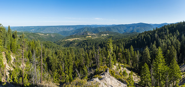 美国Tahoe国家森林和山脉图片