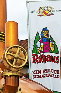 布劳雷罗陶斯啤酒旗帜黑森林图片