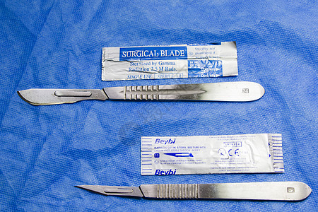 为解剖 生物学 兽医学医科学生提供的不锈钢工具 刀具包采摘药品合金手术化妆品实验室手术台金属补给品乐器图片