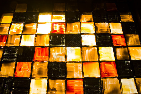 方形和立方体背景 红色 橙色和黄色马赛克墙纸技术玻璃正方形摘要坡度渲染橙子建筑图片