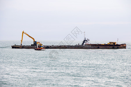 巴统港 港口的船 黑海多彩的船只建筑船运海洋货物海岸线码头商业全景蓝色海滩图片