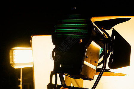 工作室照明装置聚光灯反光板器材相机工作场所广播空间投影灯光手电筒图片
