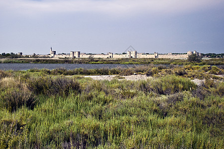 Aigues 摩多尔特古董城市色彩盐水全景城堡工业图片