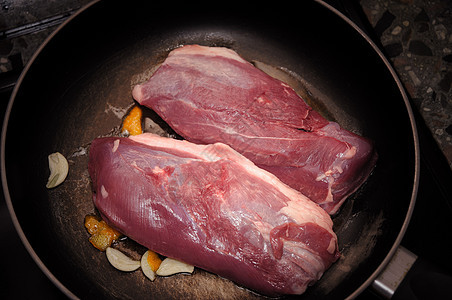 鹅的马格雷特Fillet 未烹煮午餐食物鸭子盘子屠宰场课程胸部食谱鱼片家禽图片