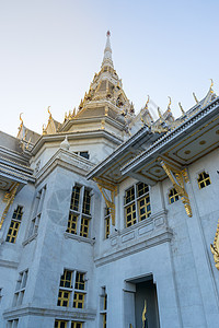 佛寺屋顶雕像文化天空雕刻地标寺庙旅行旅游建筑学雕塑图片