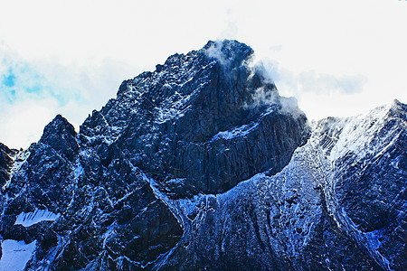 格鲁吉亚美丽的风景和山地景观 多姿多彩的地方爬坡季节天空旅行景色远足冒险旅游蓝色阳光图片