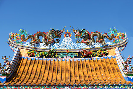 美丽的龙雕像雕塑天空建筑学寺庙宗教传统艺术旅行力量装饰品图片