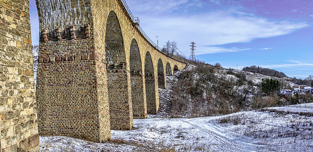 乌克兰普列巴尼夫卡村的交通事故旅行铁路柱子建筑学旅游历史拱桥拱门图片