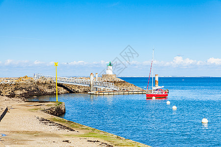 沙松港在法国M岛的岛上小岛支撑漂浮海岸线海岸村庄灯塔码头运输公社图片