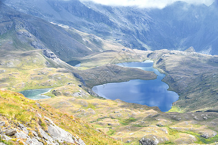 帕拉西纳兹湖顶峰森林山脉岩石天空爬坡全景蓝色绿色旅行图片