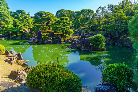 京都尼霍城堡的花园城堡池塘旅行将军传统地标旅游建筑建筑学堡垒图片