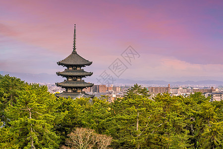 日本奈拉的五座神塔Kofukuji寺庙宗教佛教徒文化世界风景旅行季节地标建筑学场景图片