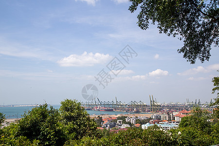 新加坡集装箱码头港进口港口海洋贸易后勤运输货运船运码头加载图片