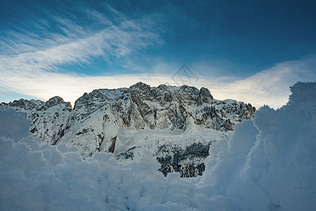 山冬季图片