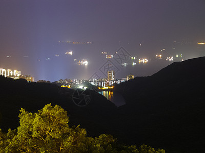 夜总会灯光明亮 香港之夜城市港口办公楼市中心旅游夜景商业旅行摩天大楼顶峰图片