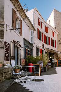 2020年6月法国普罗旺斯的一个中世纪小镇戈德斯Gordes的景象 这一美丽的村庄和风景的顶楼壁旅游石头遗产建筑物建筑游客历史性图片