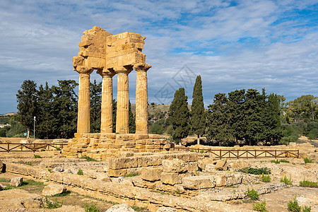 意大利西西西里阿格里根托神庙谷石头旅游地标柱子废墟建筑学旅行历史文化考古学图片