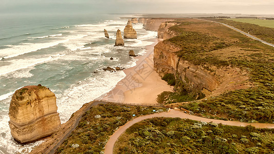 十二使徒 美丽的澳洲海岸线的空中景象蓝色日落海滩海岸假期旅游岩石天空全景使徒图片