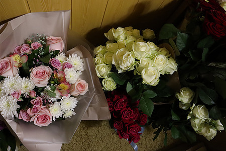 花束花花瓣植物生日团体花瓶婚礼花店婚姻礼物雏菊图片