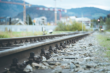废弃的铁轨 铁轨和木板的特写交通石头毛之地物流二氧化碳轨道航程土地牧歌火车图片