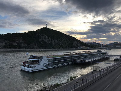 Danube河上的游轮图片