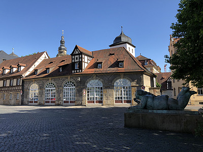 Bamberg的Heummarkt广场街道正方形雕塑雕像社论教会城市图片