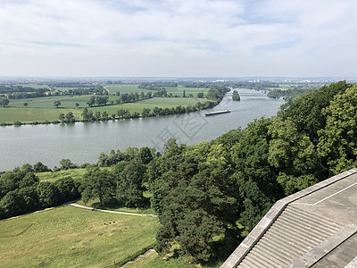 从Walhalla看到多瑙河图片