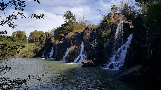 阿尔贝法尔斯瀑布自然保护区特瀑布岩石图片
