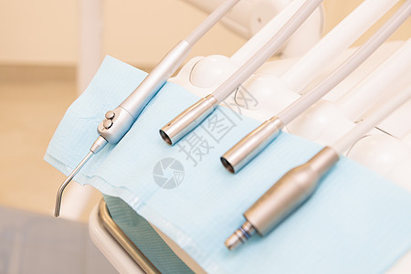 内部设计 配有椅子和工具和工具矫正治疗口腔科药品牙科医疗牙医技术牙疼白色图片