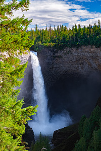 Wells Gray 不列颠哥伦比亚省加拿大 Cariboo 山在加拿大不列颠哥伦比亚省克利尔沃特镇附近的省立公园的 Murtl图片